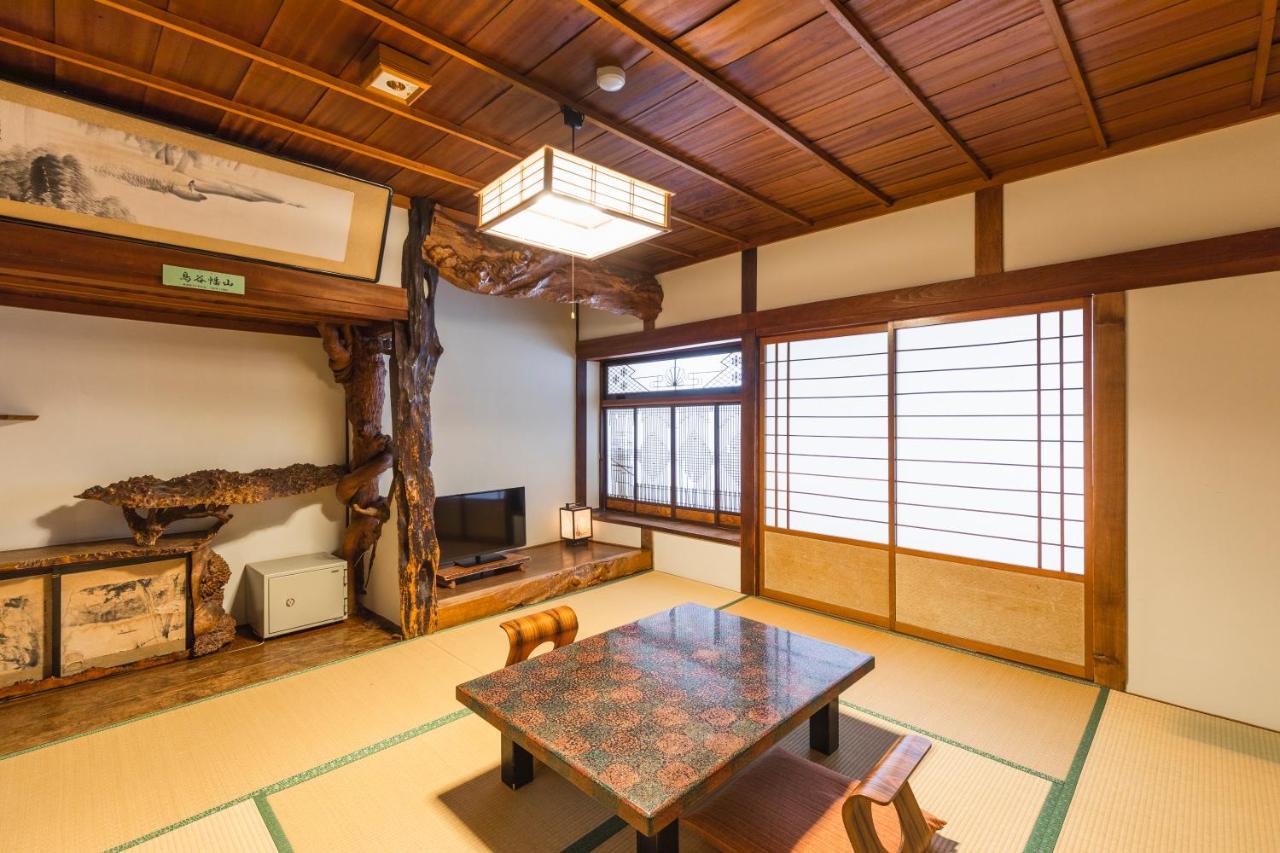 Tsuta Onsen Ryokan Towada Buitenkant foto
